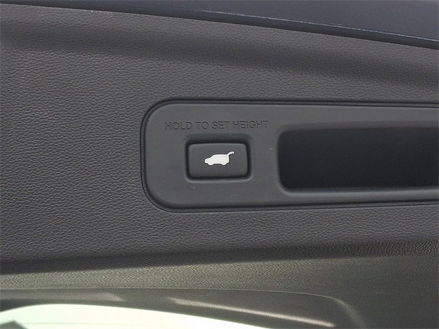 Certified 2025 Acura MDX w/ Technology Package image 34