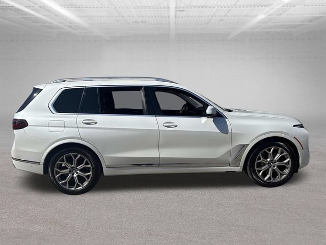 Used 2023 BMW X7 xDrive40i AWD/4WD image 5