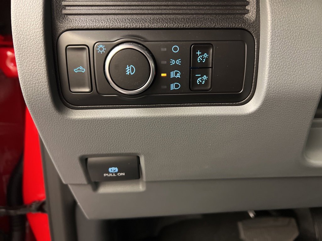 New 2026 Ford F250 XL w/ XL Chrome Package image 21