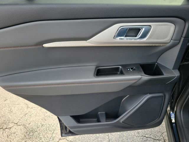 Used 2026 Ford Explorer Active image 10