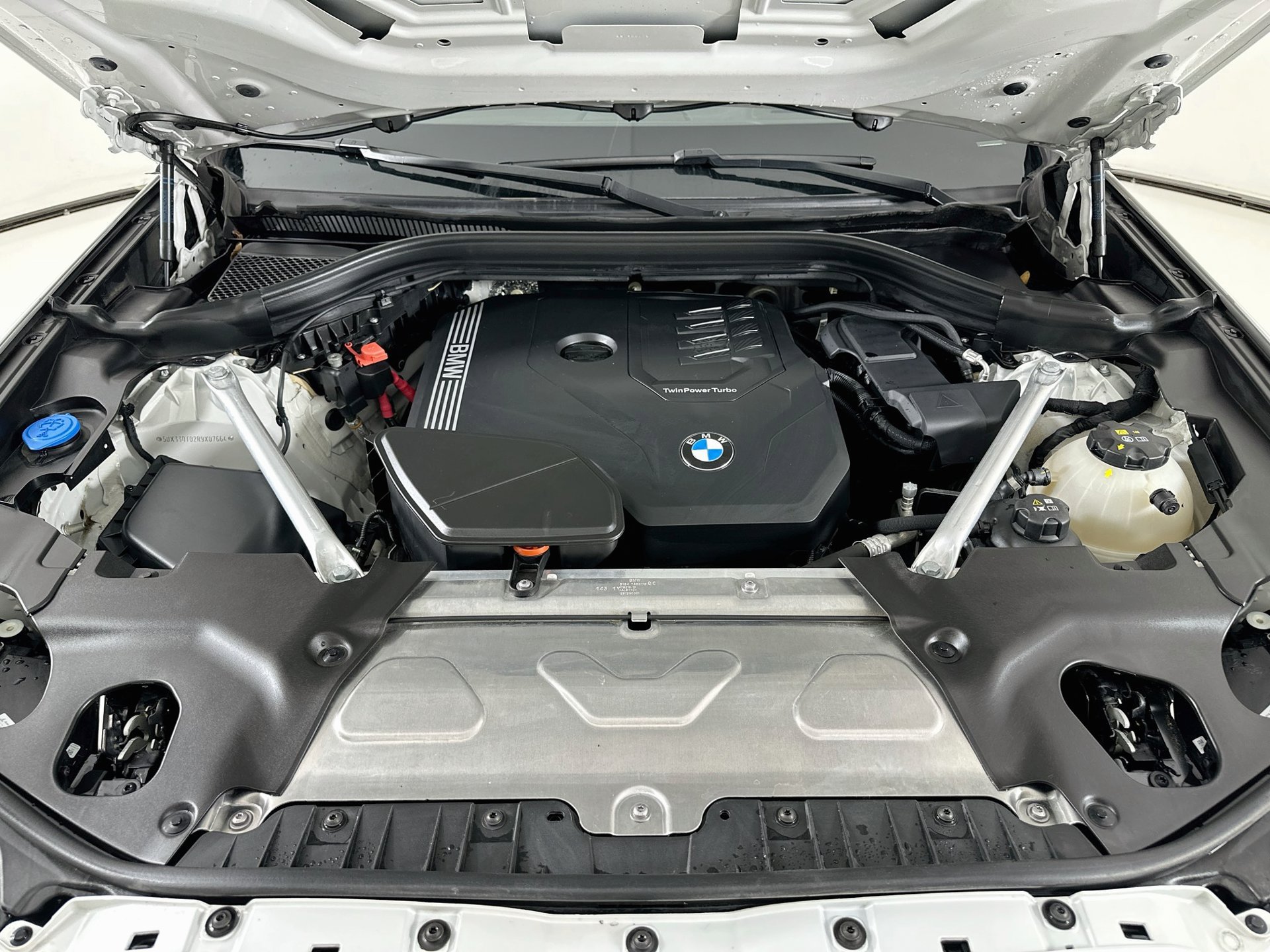 Used 2024 BMW X4 xDrive30i w/ Premium Package AWD/4WD image 32