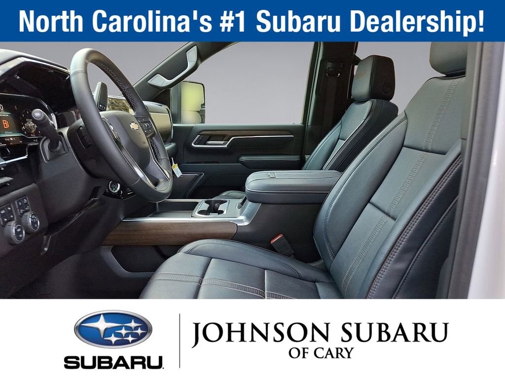 Used 2025 Chevrolet Silverado 2500 High Country w/ Technology Package image 13