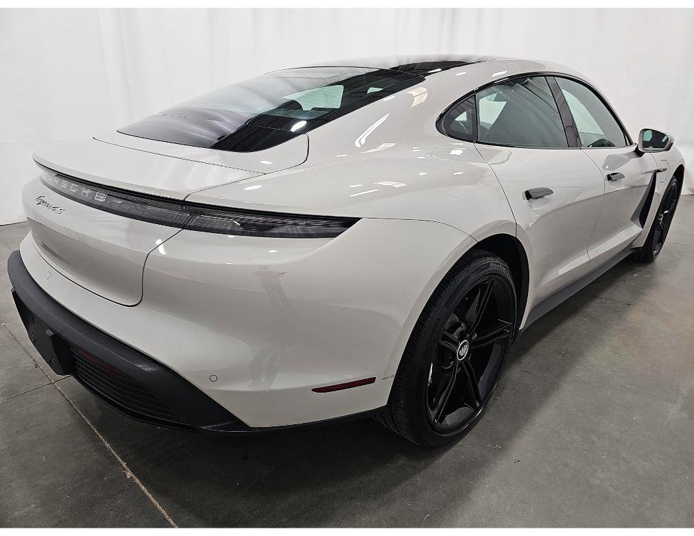 Used 2023 Porsche Taycan 4S w/ Premium Package AWD/4WD image 6