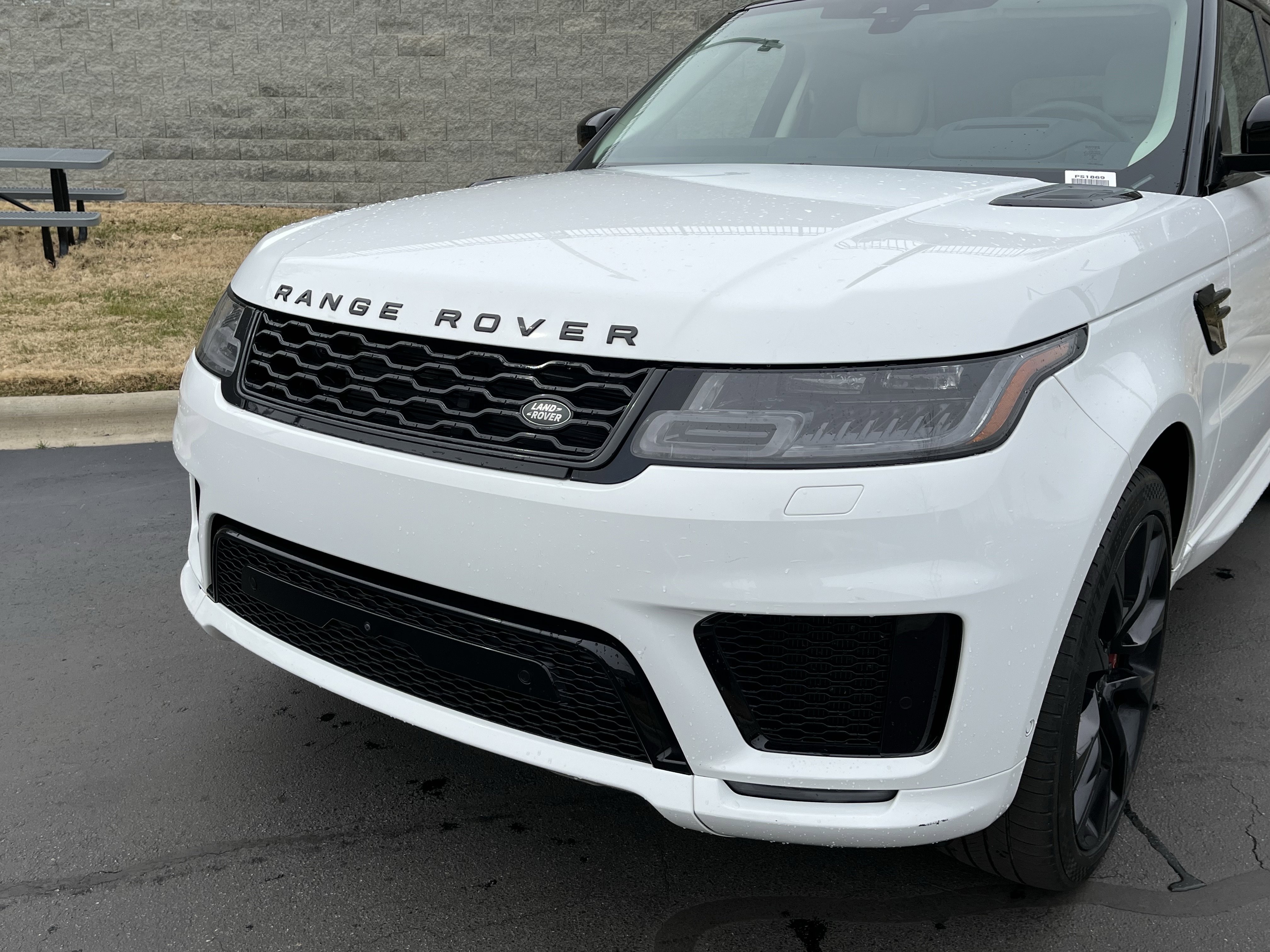 Used 2021 Land Rover Range Rover Sport HST image 11