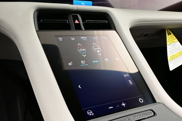 New 2026 Porsche Taycan RWD image 11
