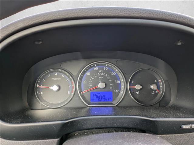 Used 2011 Hyundai Santa Fe GLS AWD/4WD image 11