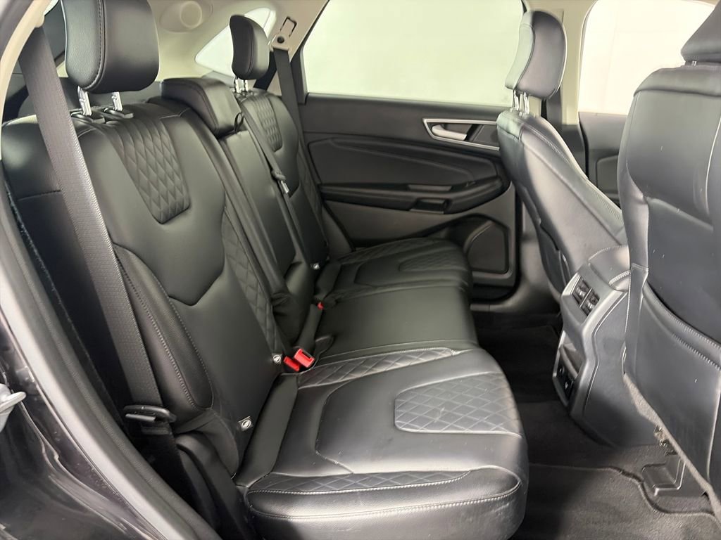 Certified 2024 Ford Edge Titanium image 29