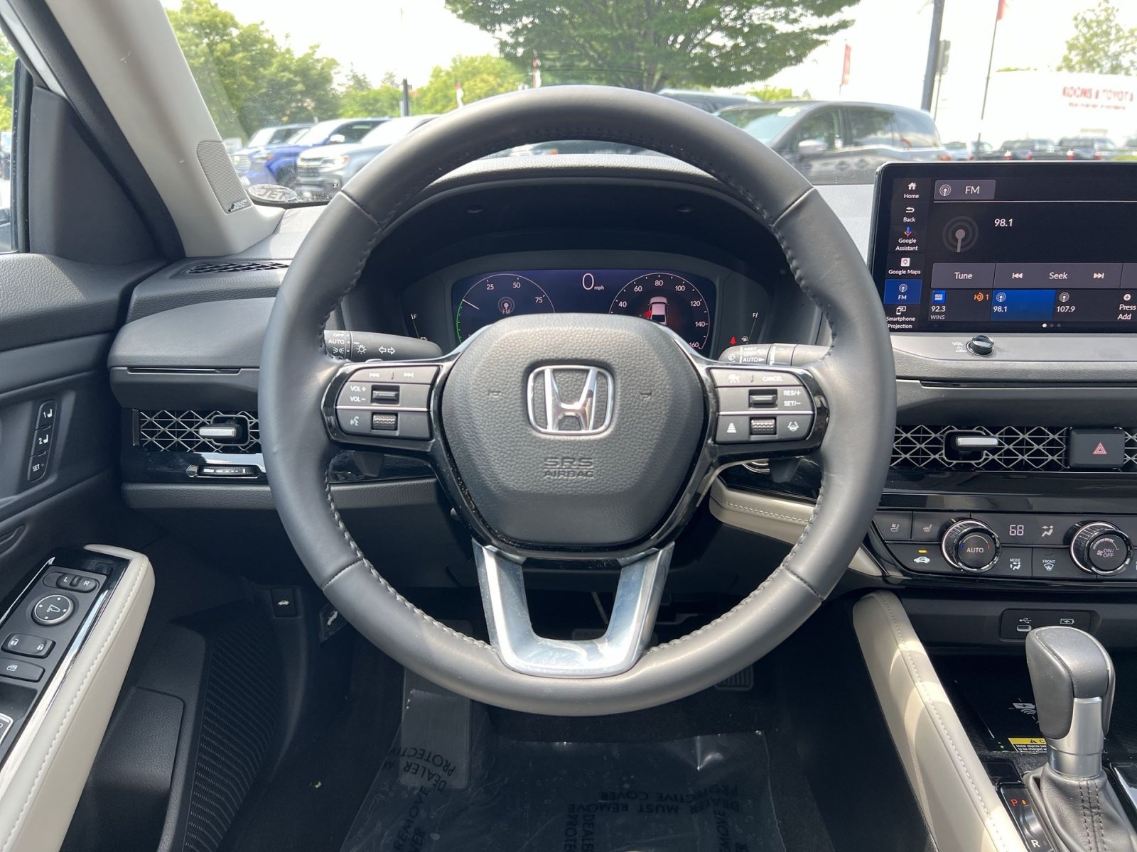 Used 2023 Honda Accord Touring image 16