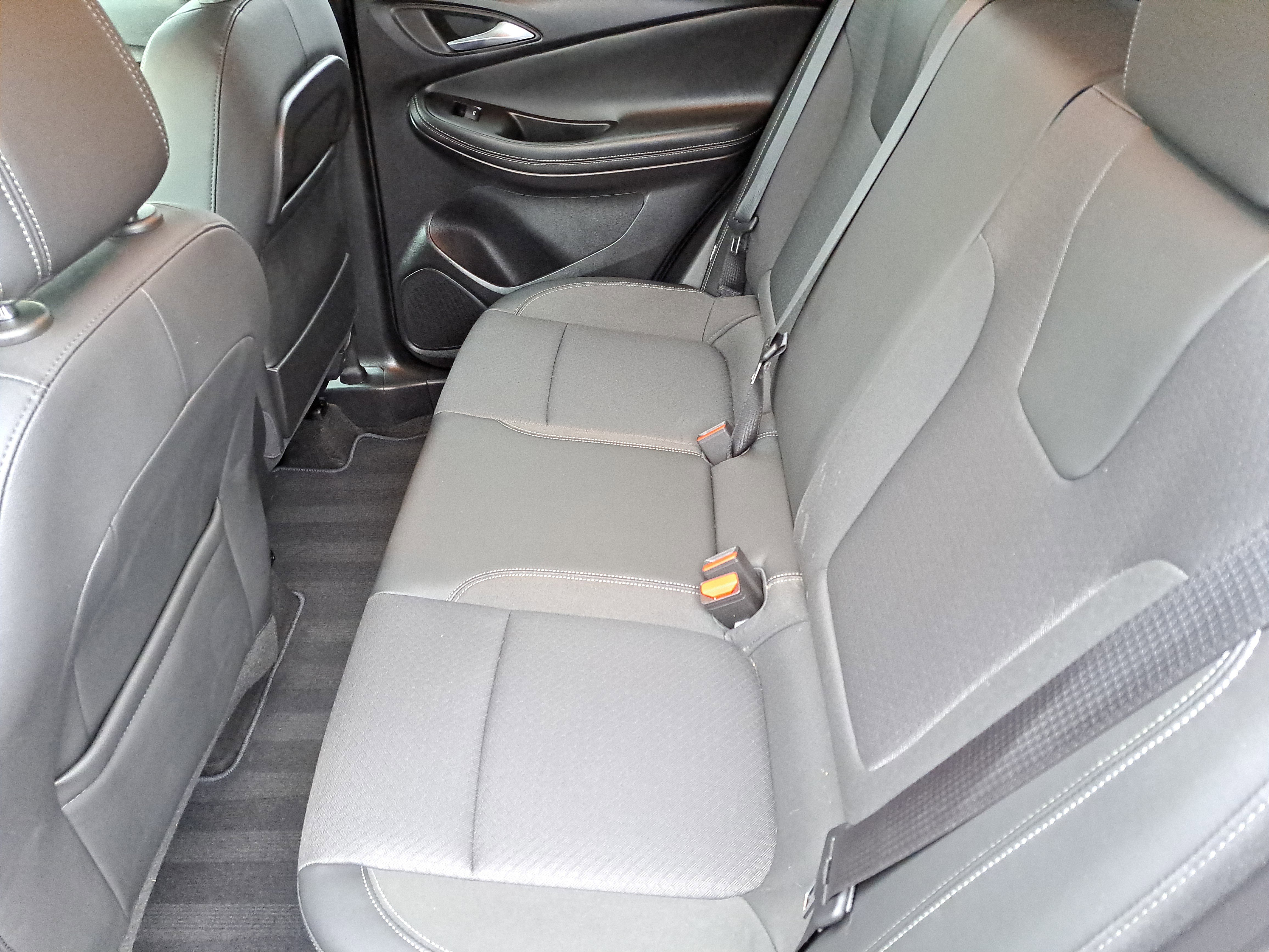 Used 2023 Buick Encore GX Preferred w/ Cold Weather Comfort Package image 9