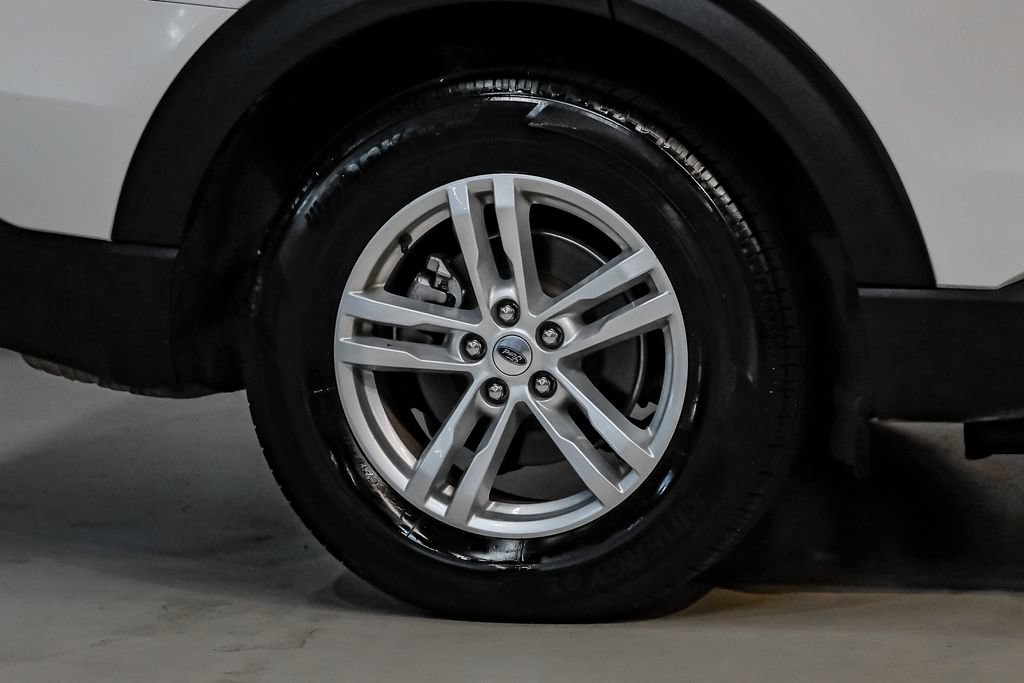 Used 2023 Ford Explorer XLT RWD image 56