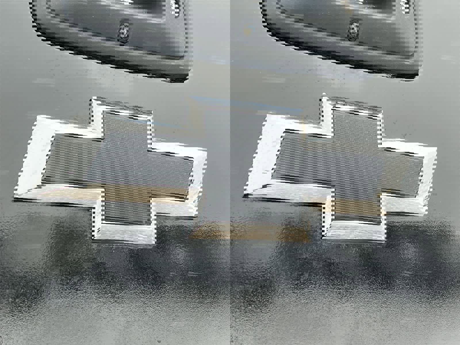 Used 2018 Chevrolet Silverado 2500 LTZ w/ Midnight Edition image 12