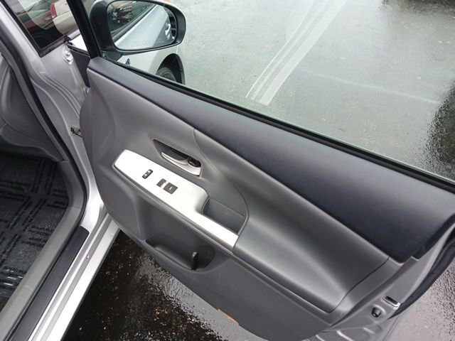 Used 2012 Toyota Prius V Three FWD image 14