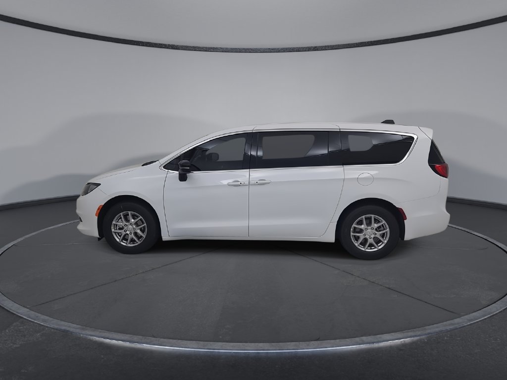 New 2027 Chrysler Pacifica LX FWD image 9