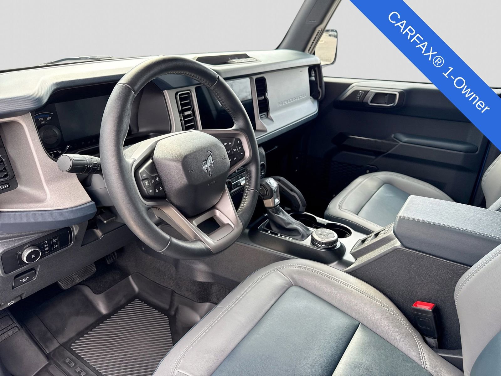 Certified 2024 Ford Bronco Outer Banks AWD/4WD image 2