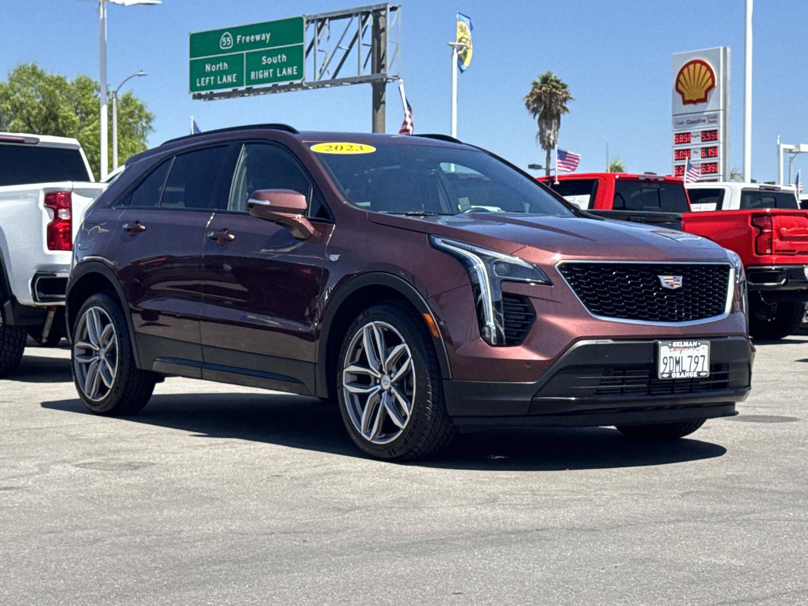 Used 2023 Cadillac XT4 Sport FWD image 3