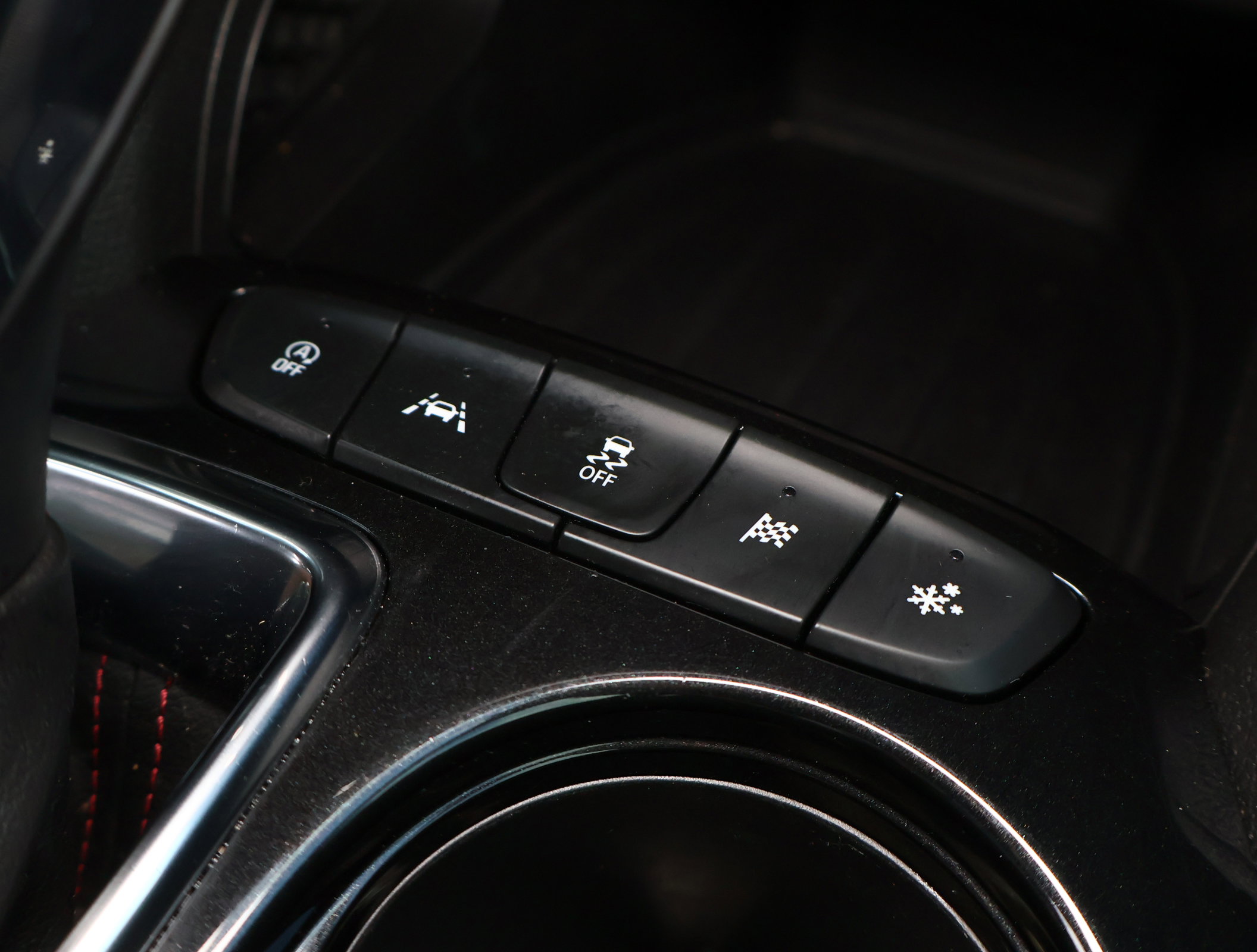 Used 2023 Chevrolet TrailBlazer RS w/ Convenience Package FWD image 19