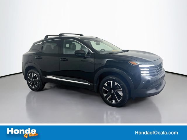 Used 2026 Nissan Kicks SR w/ Cold Weather Package FWD image 1