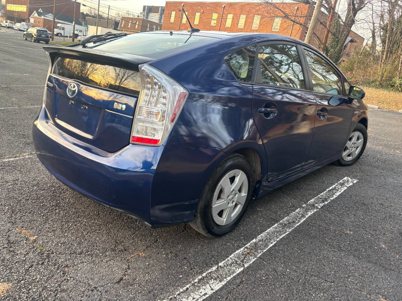 Used 2011 Toyota Prius Two image 5