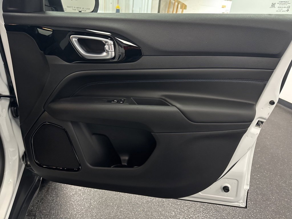 New 2026 Jeep Compass Latitude image 35