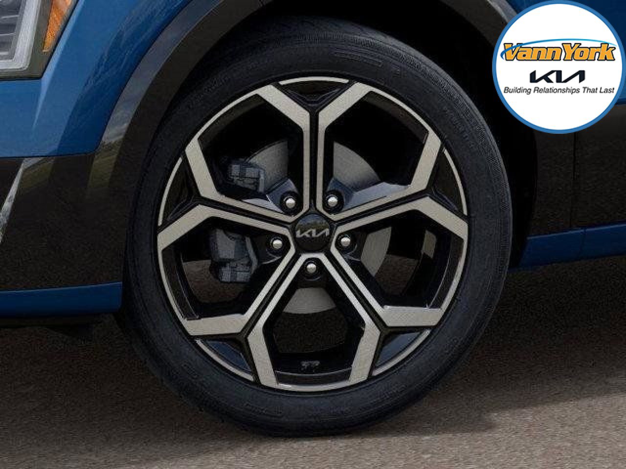 New 2025 Kia Niro EX Touring image 7