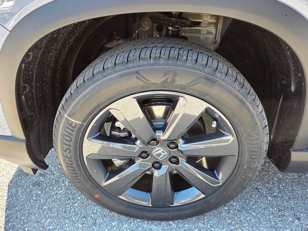 New 2026 Honda Pilot Sport image 16