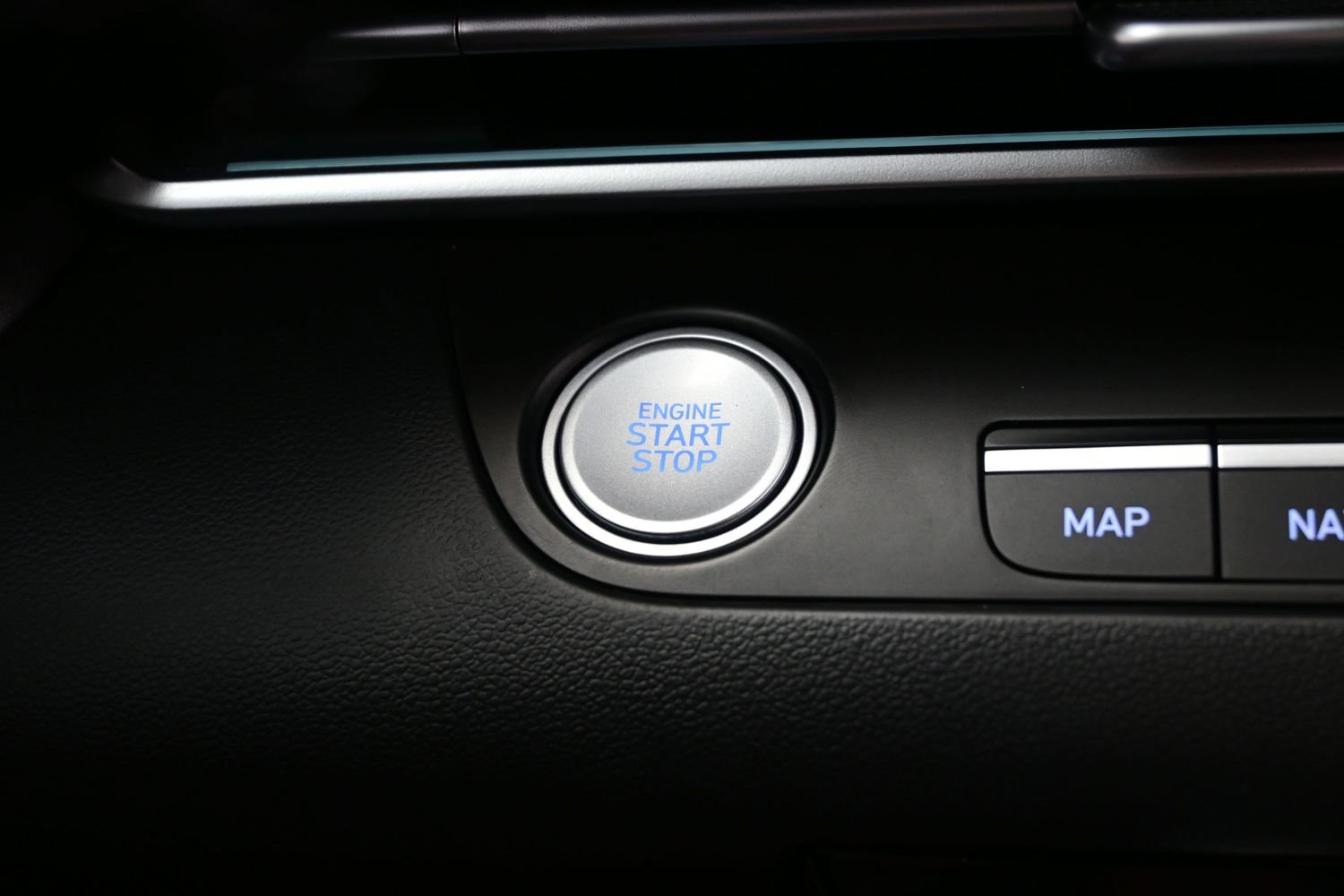 Certified 2024 Hyundai Elantra SEL FWD image 21