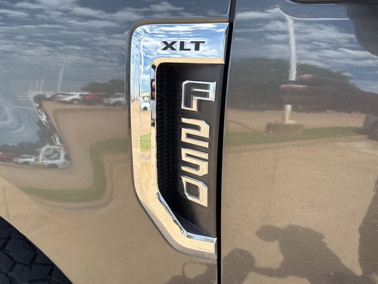 Used 2017 Ford F250 XLT w/ XLT Value Package AWD/4WD image 14