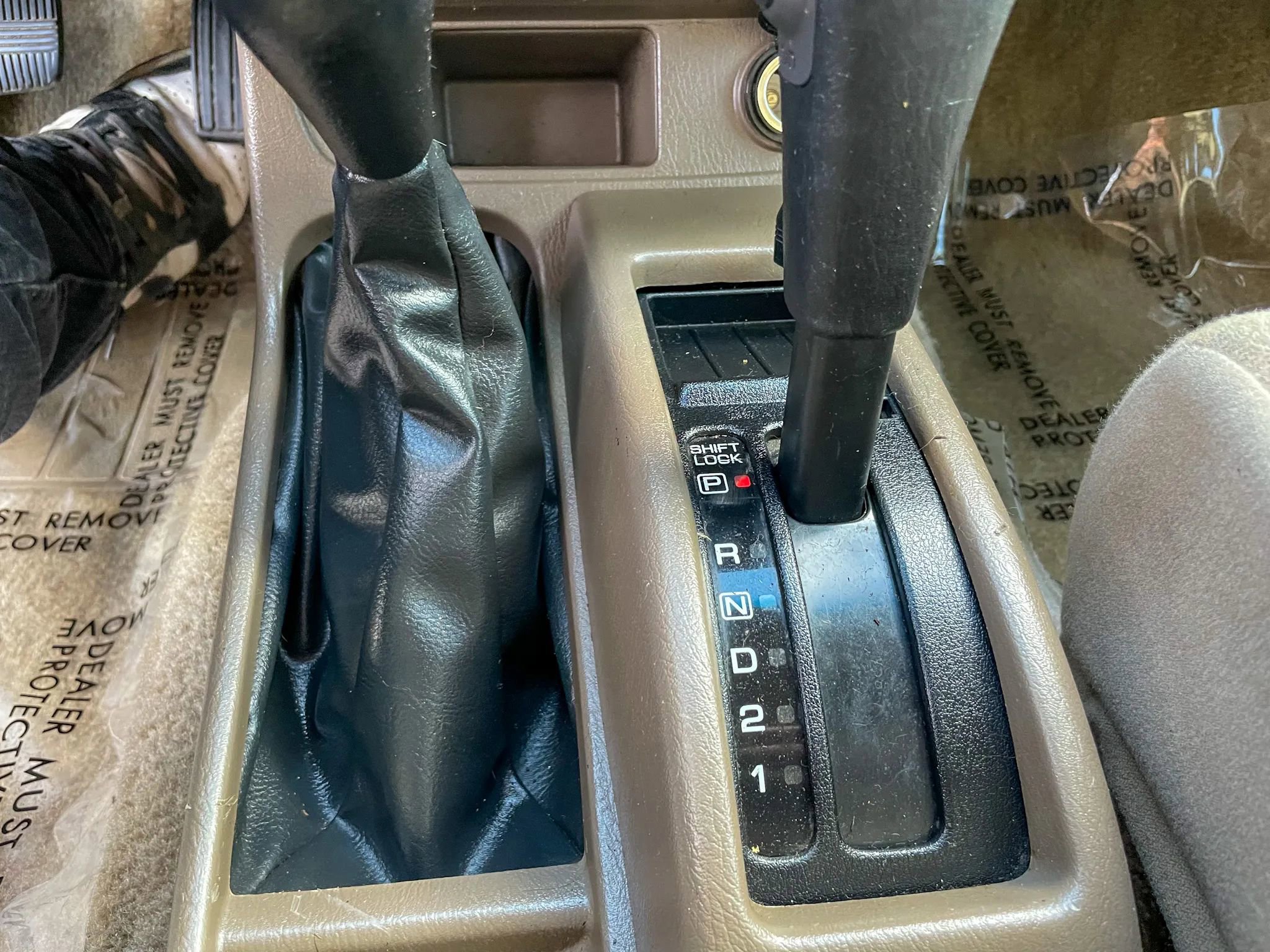 Used 2000 Nissan Frontier XE image 23