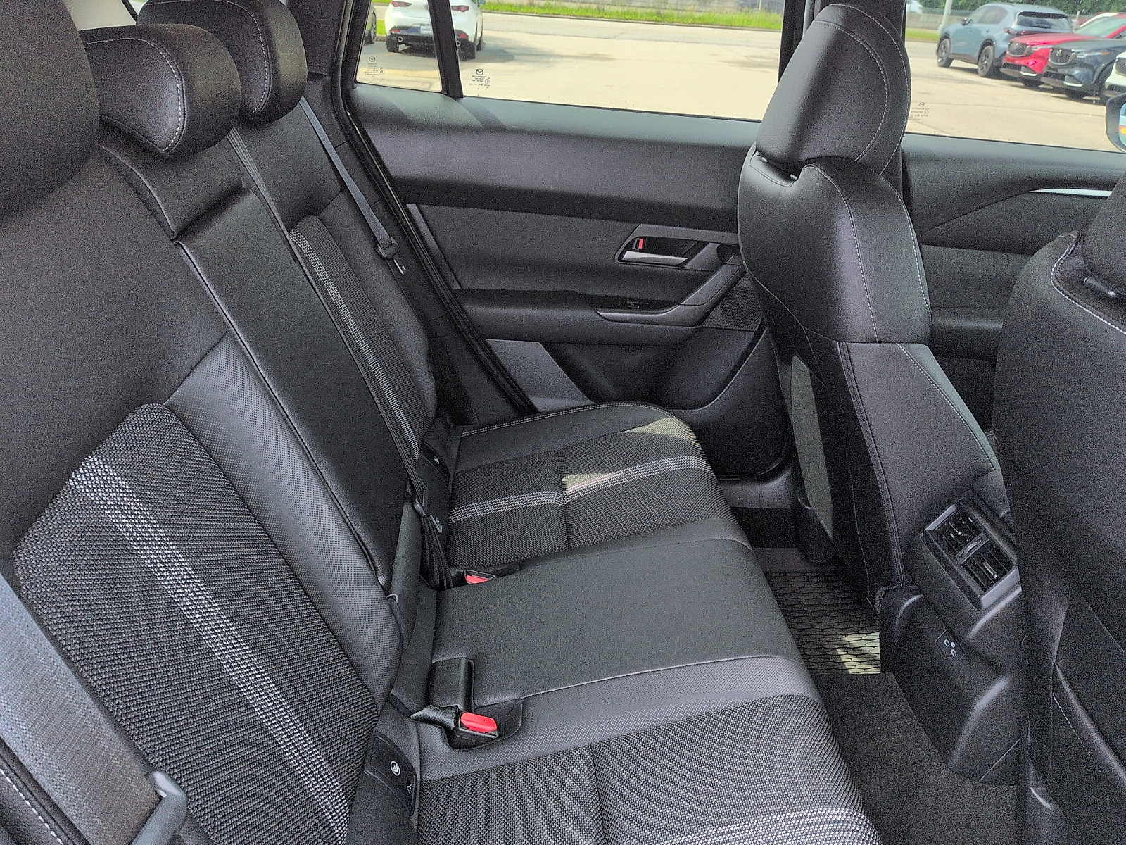 Certified 2025 MAZDA CX-50 AWD 2.5 S w/ Cargo Package image 8
