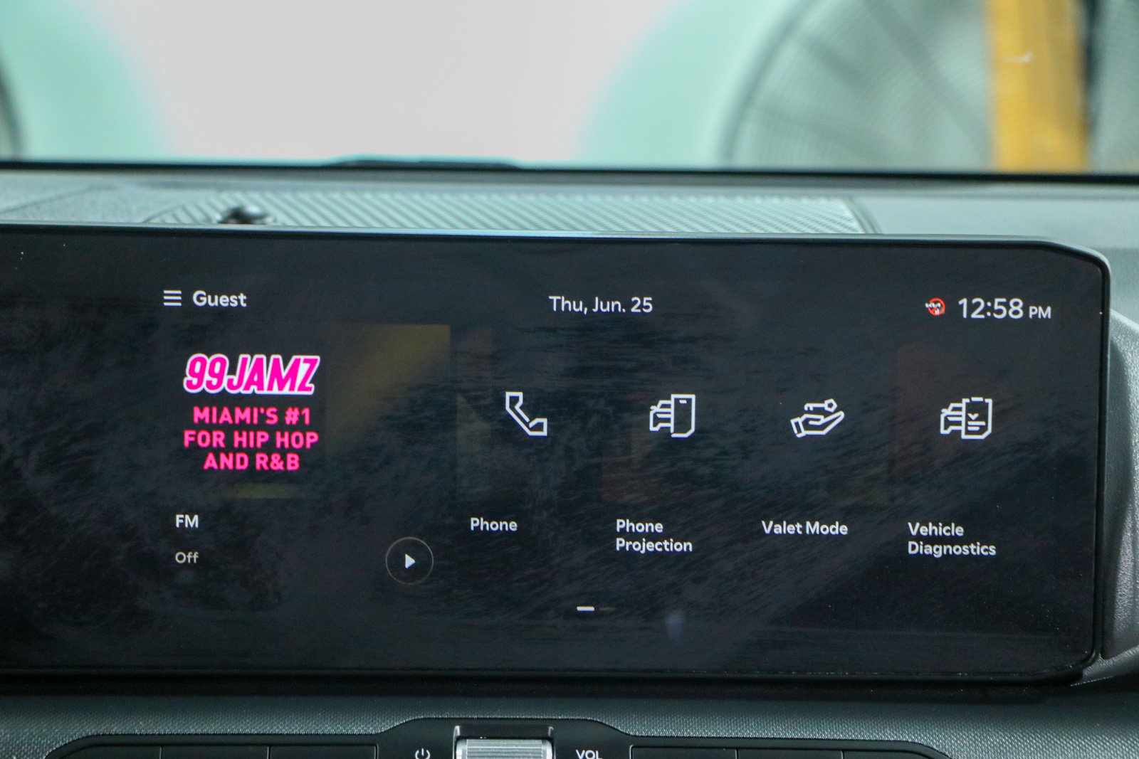 Used 2025 Kia K4 FWD image 19