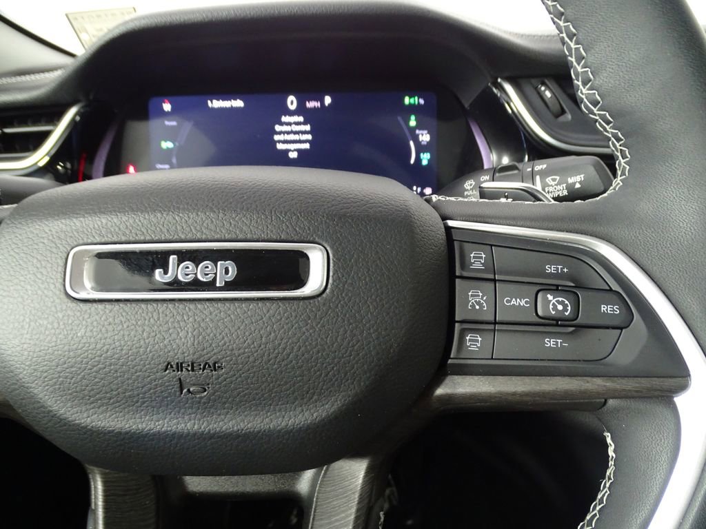 Used 2023 Jeep Grand Cherokee 4WD 4xe image 29
