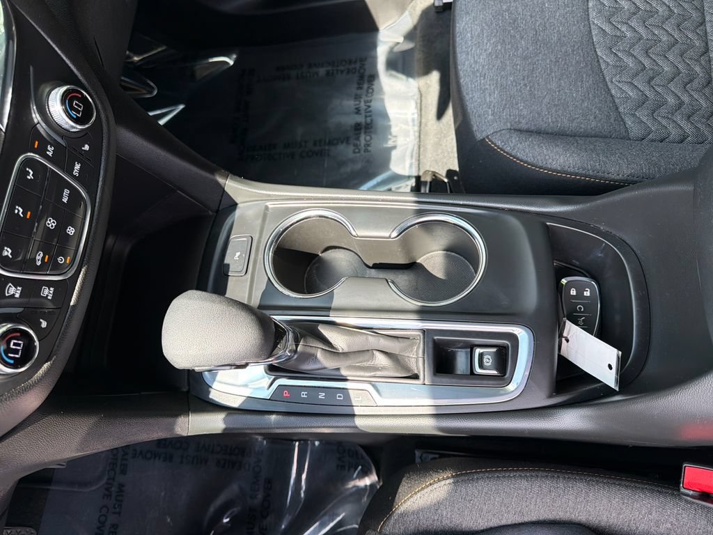 Used 2024 Chevrolet Equinox LT FWD image 21