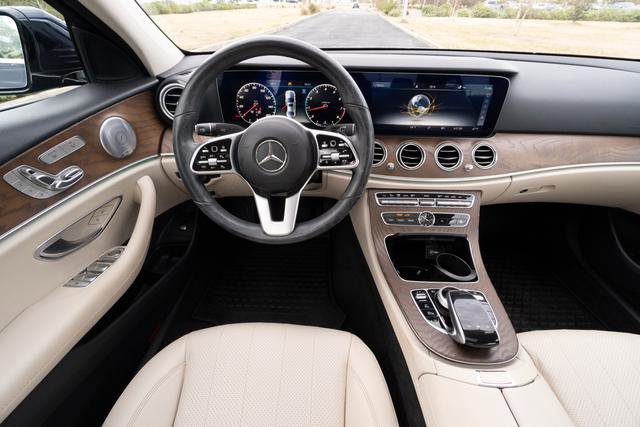 Used 2020 Mercedes-Benz E 350 Sedan image 15