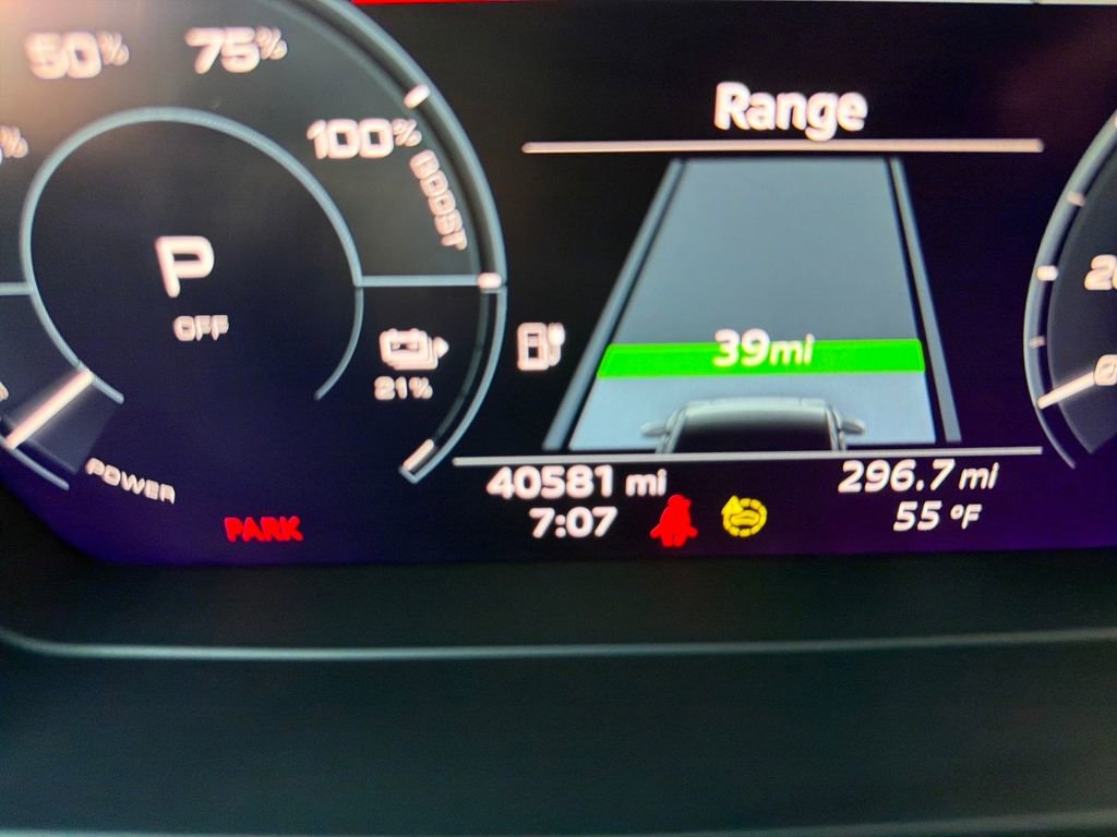 Used 2023 Audi Q4 e-tron Prestige w/ Black Optic Package image 17