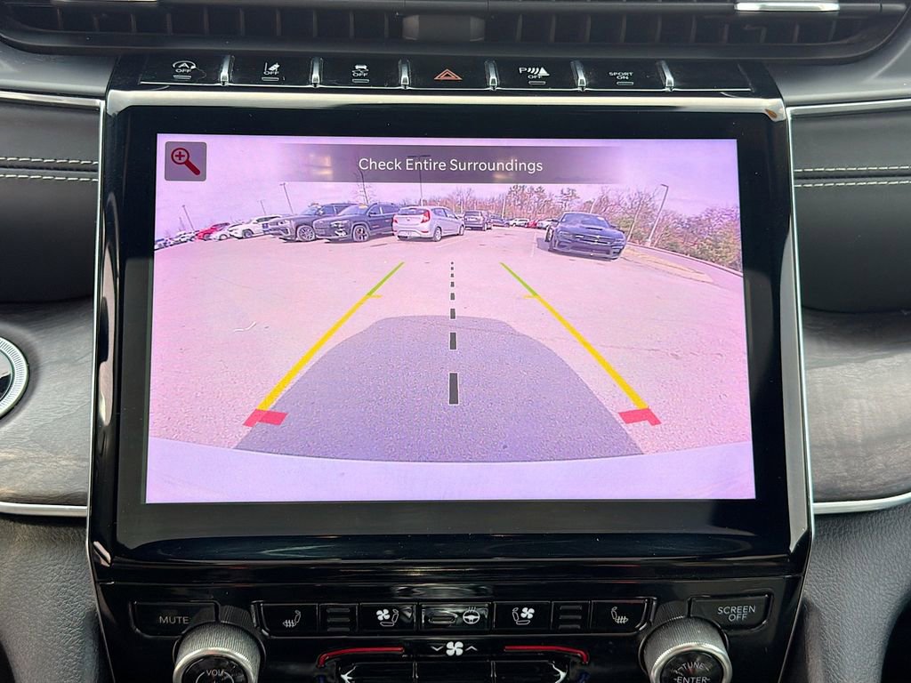 Used 2021 Jeep Grand Cherokee L Overland w/ Luxury Tech Group IV image 37