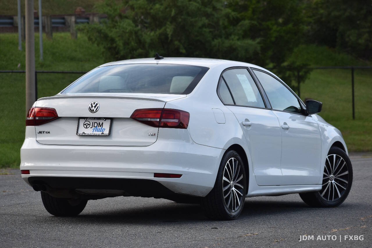 Used 2017 Volkswagen Jetta Sport FWD image 5