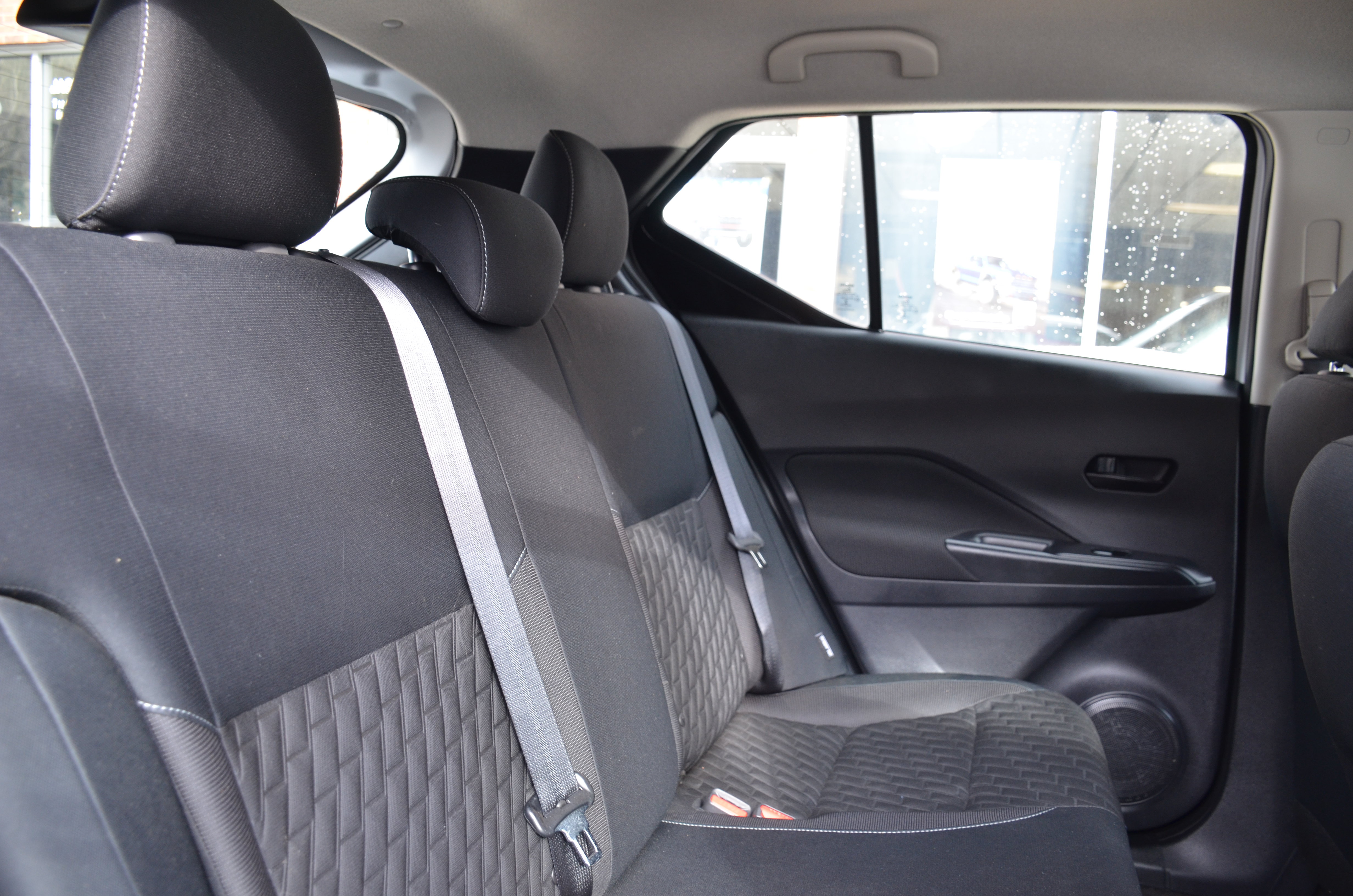 Used 2022 Nissan Kicks S FWD image 19