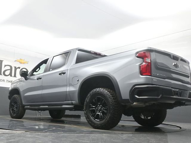 Used 2023 Chevrolet Silverado 1500 ZR2 image 5