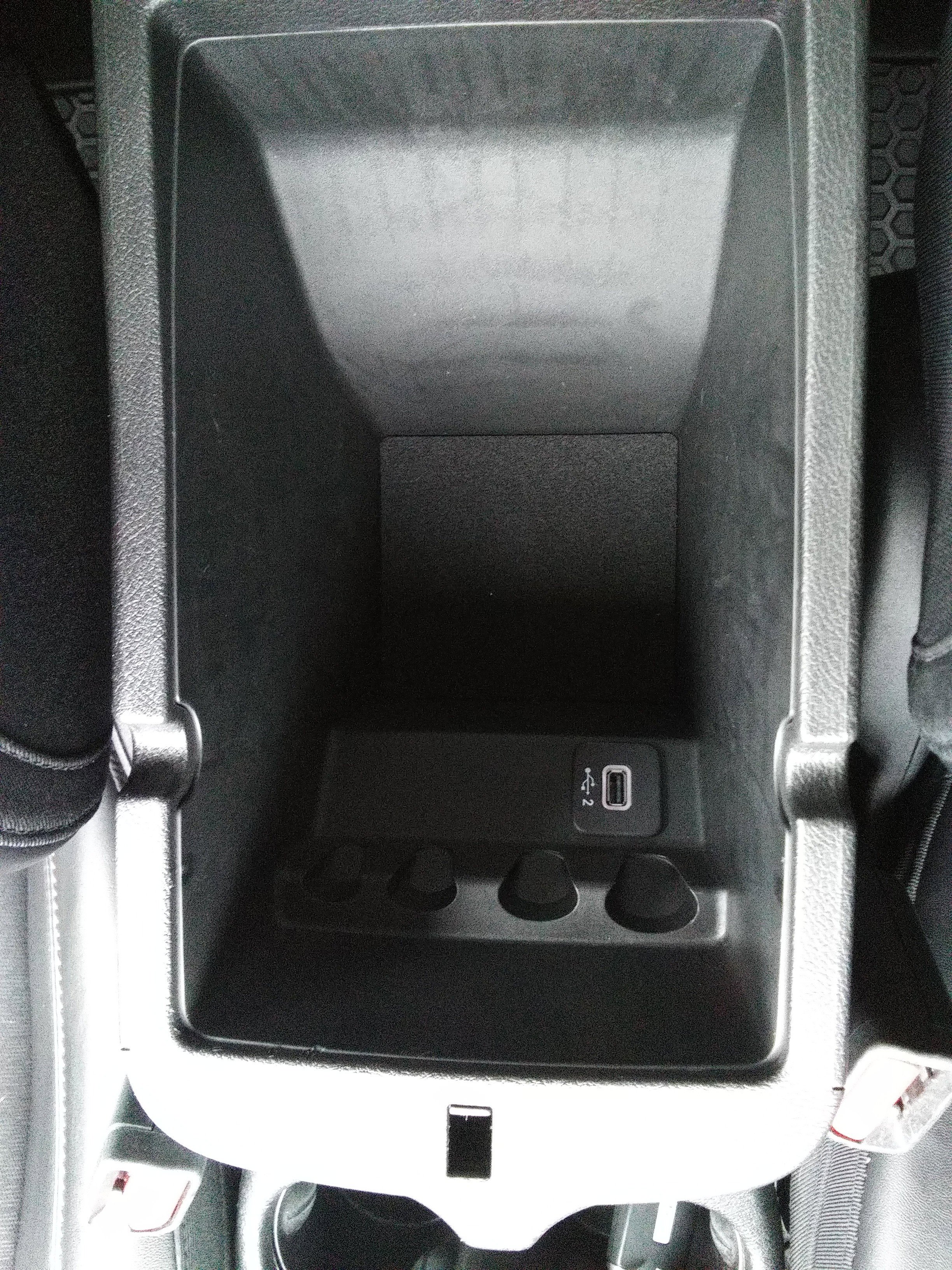 Used 2021 Jeep Cherokee Trailhawk image 19