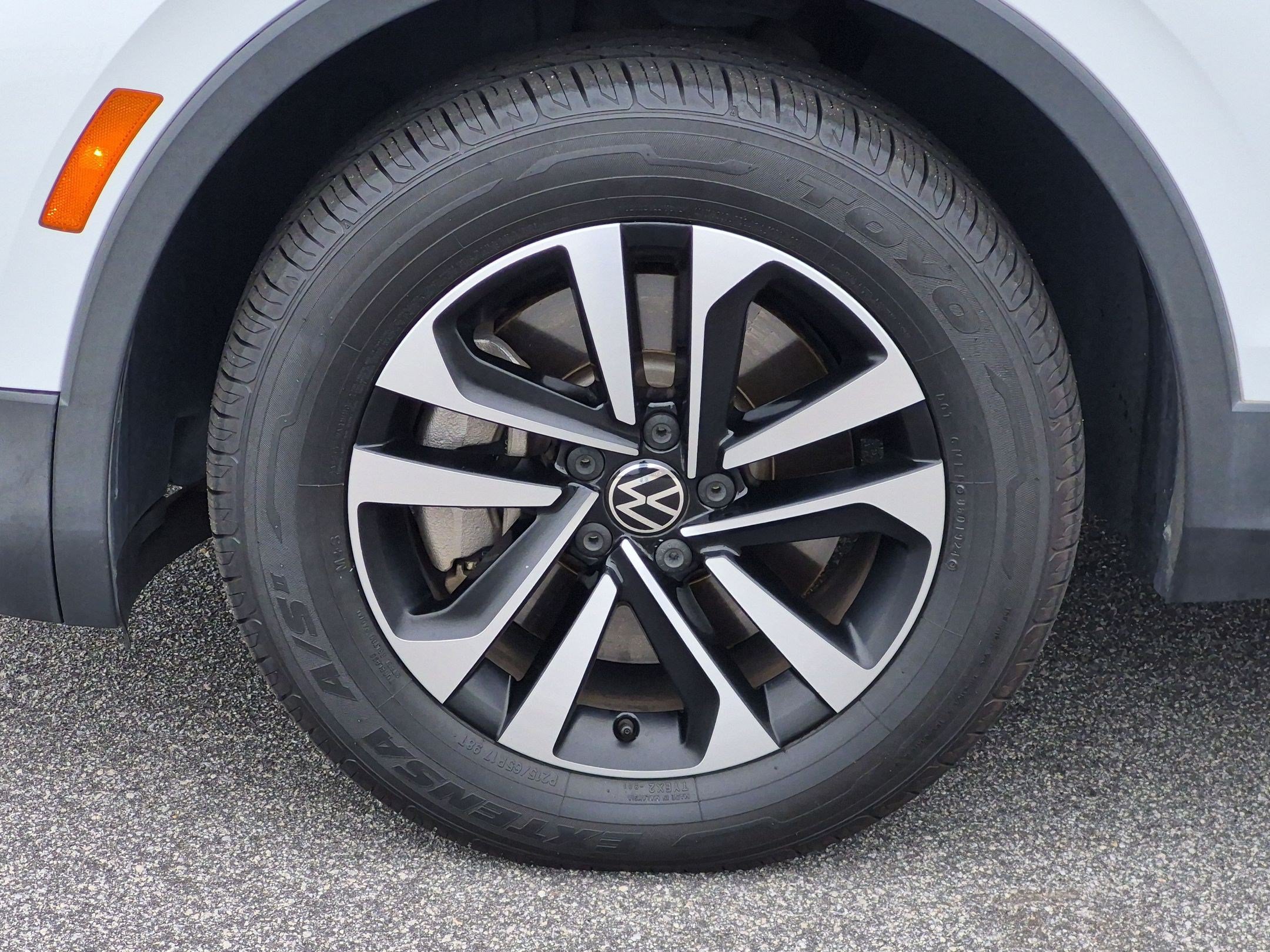 Used 2022 Volkswagen Tiguan S FWD image 10