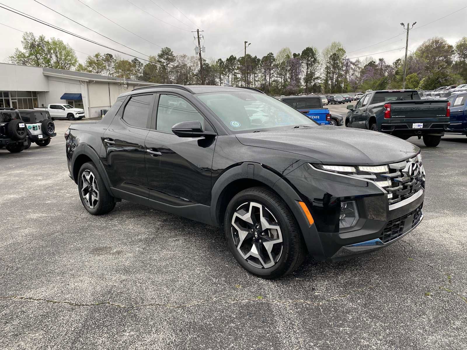 Certified 2023 Hyundai Santa Cruz Limited image 2