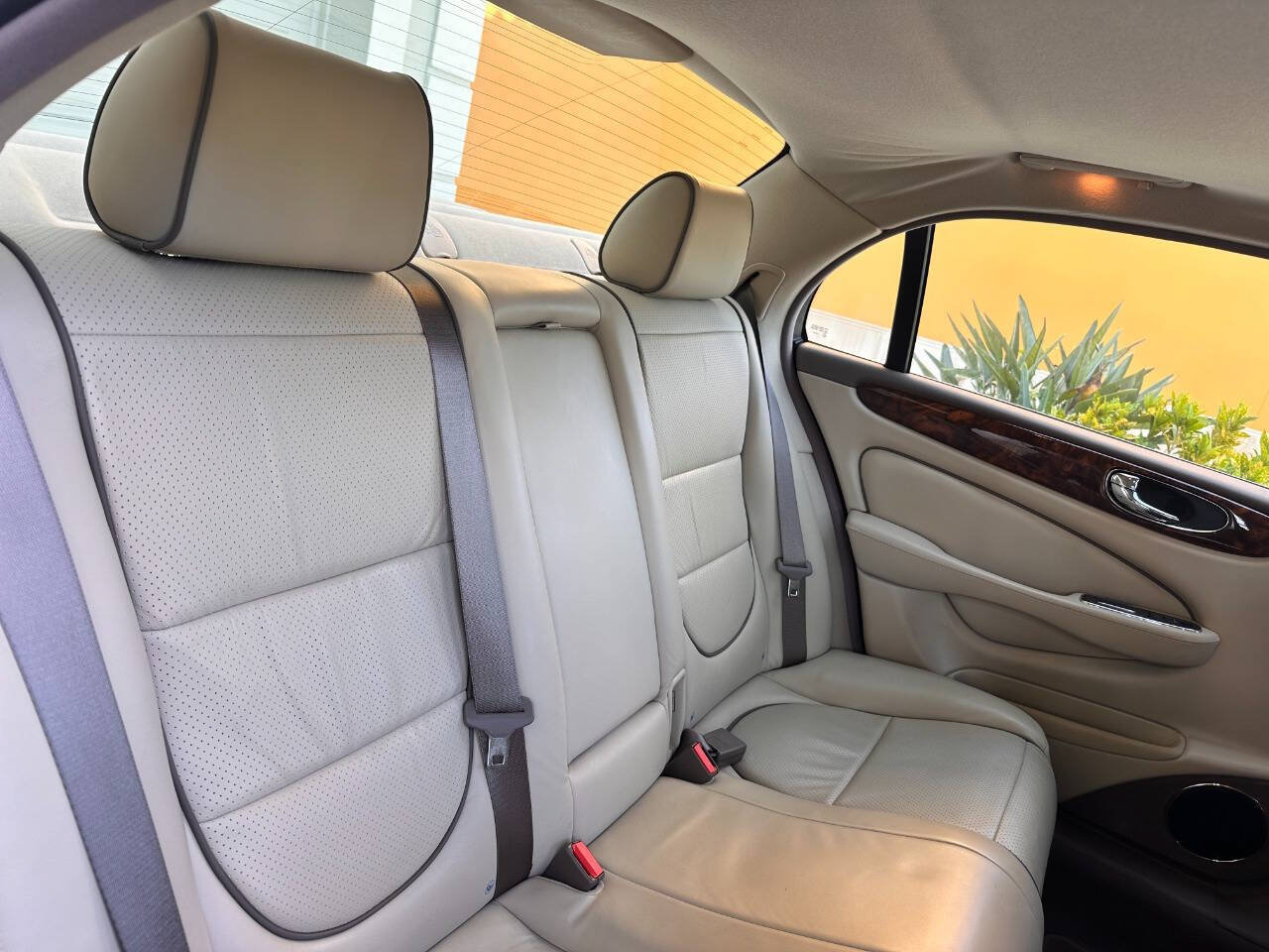 Used 2008 Jaguar XJ8 RWD image 73