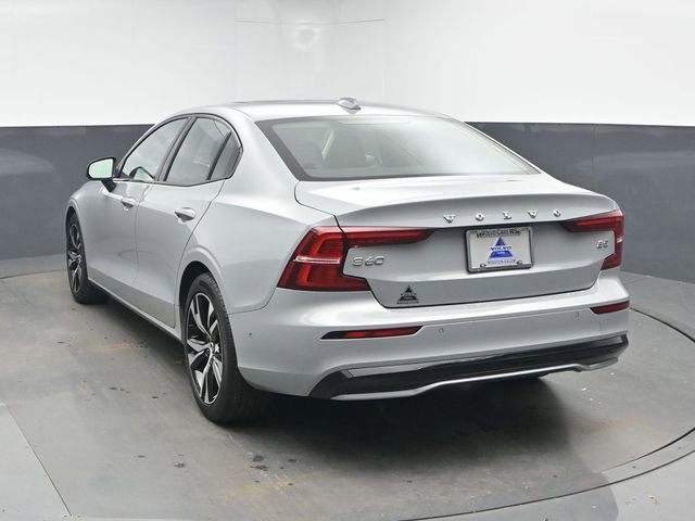 Used 2025 Volvo S60 B5 Plus image 8
