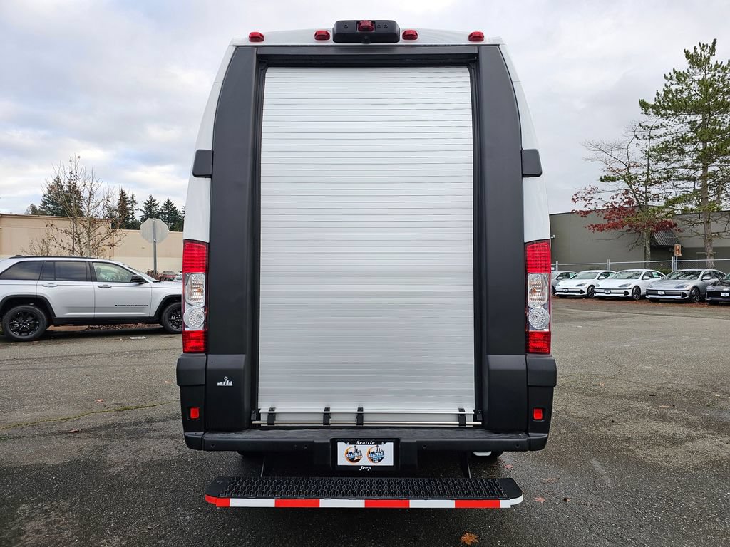New 2024 RAM ProMaster 3500 w/ Delivery Van Package FWD image 5