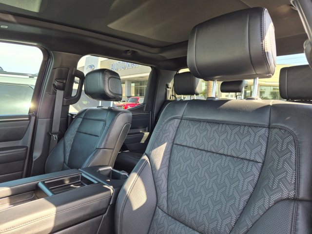 Used 2025 Toyota Tundra Limited AWD/4WD image 24