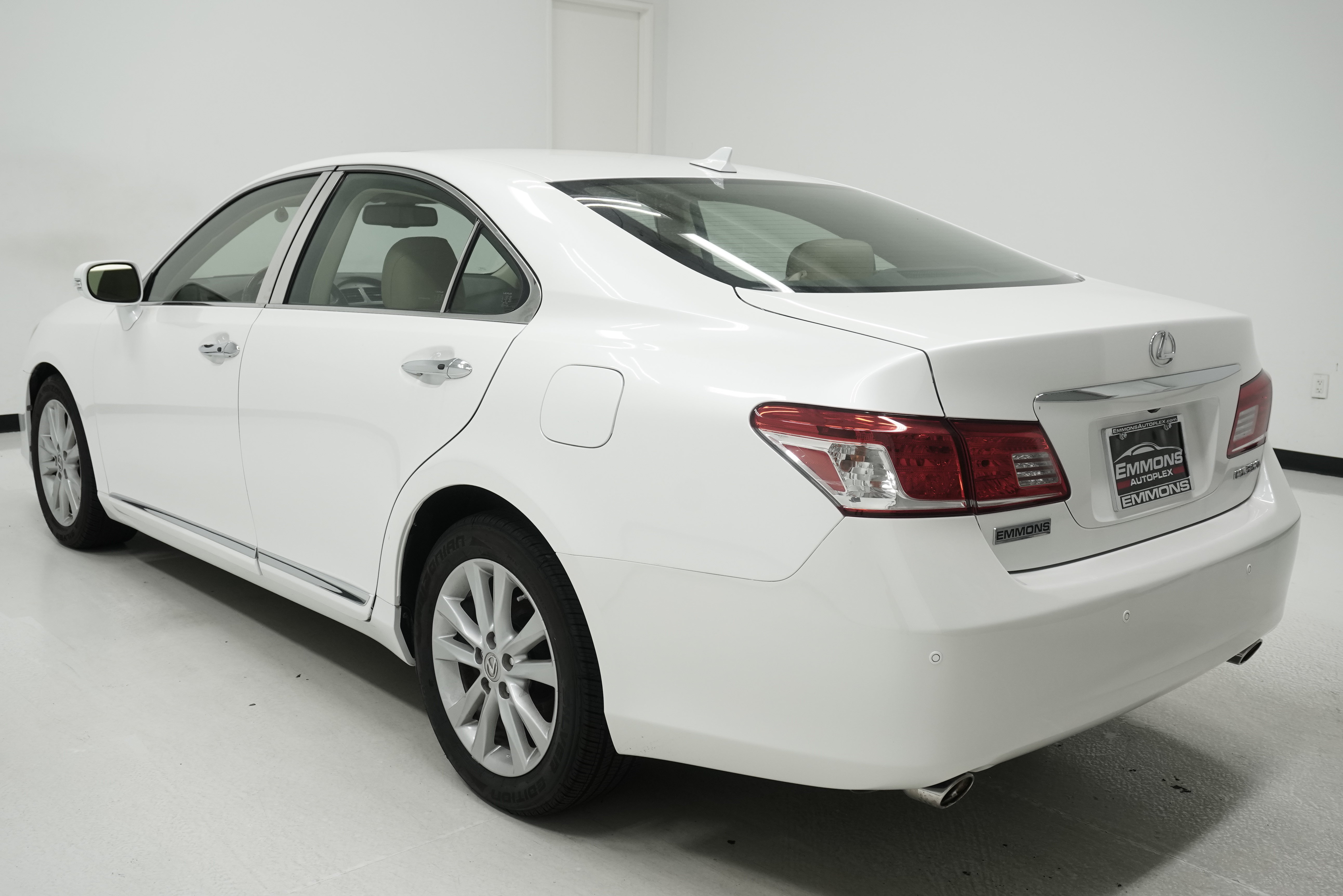 Used 2011 Lexus ES 350 FWD image 5