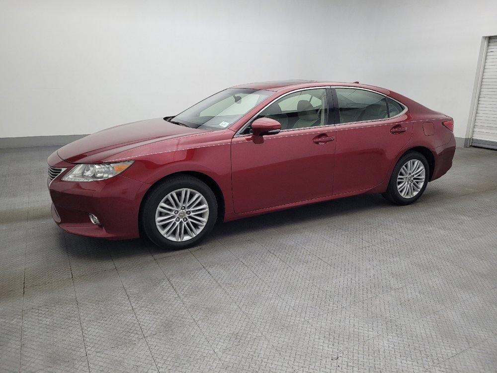 Used 2015 Lexus ES 350 w/ Luxury Package FWD image 2