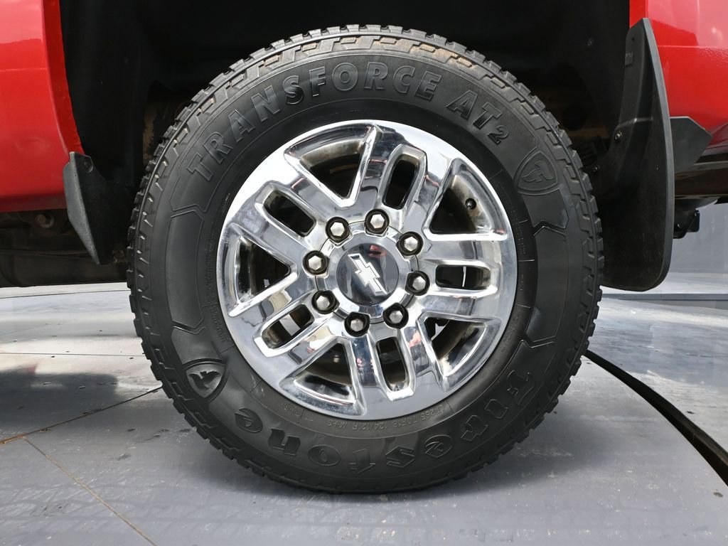 Used 2015 Chevrolet Silverado 2500 LTZ w/ LTZ Plus Package image 16