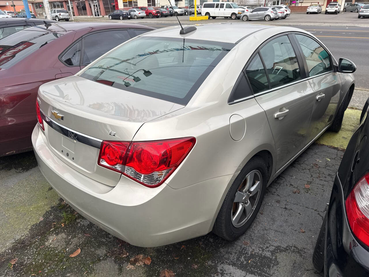 Used 2015 Chevrolet Cruze LT image 5