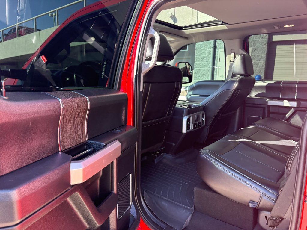 Used 2021 Ford F250 Lariat w/ Lariat Ultimate Package AWD/4WD image 25